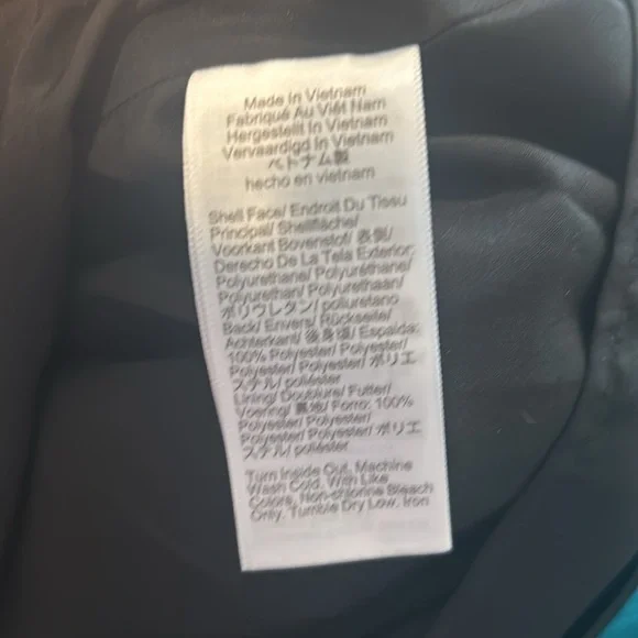 cute “pleather” tank top - Picture 3 of 4